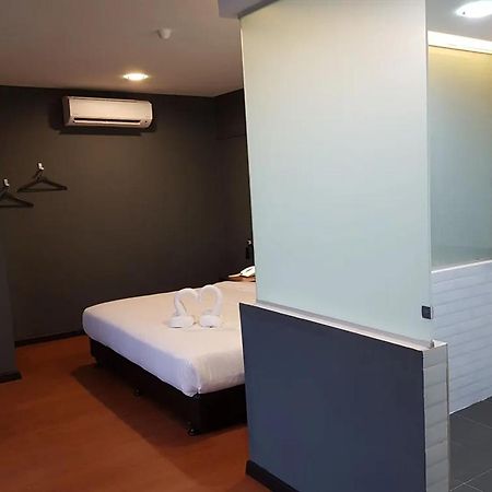 Jenjarom Boutique Hotel Banting  Exterior photo